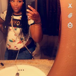 Meet your Posher, Chrissy